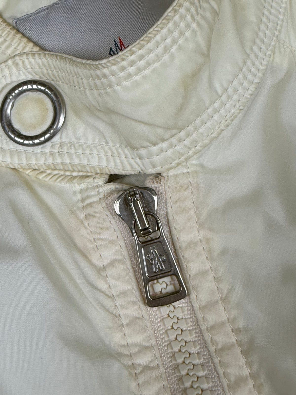 vintage Moncler windbreaker {M}