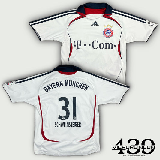 vintage Adidas Fc Bayern Munich SCHWEINSTEIGER31 2006-2007 away jersey {S}