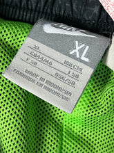 Charger l&#39;image dans la galerie, vintage Nike SHOX tracksuit {XL}
