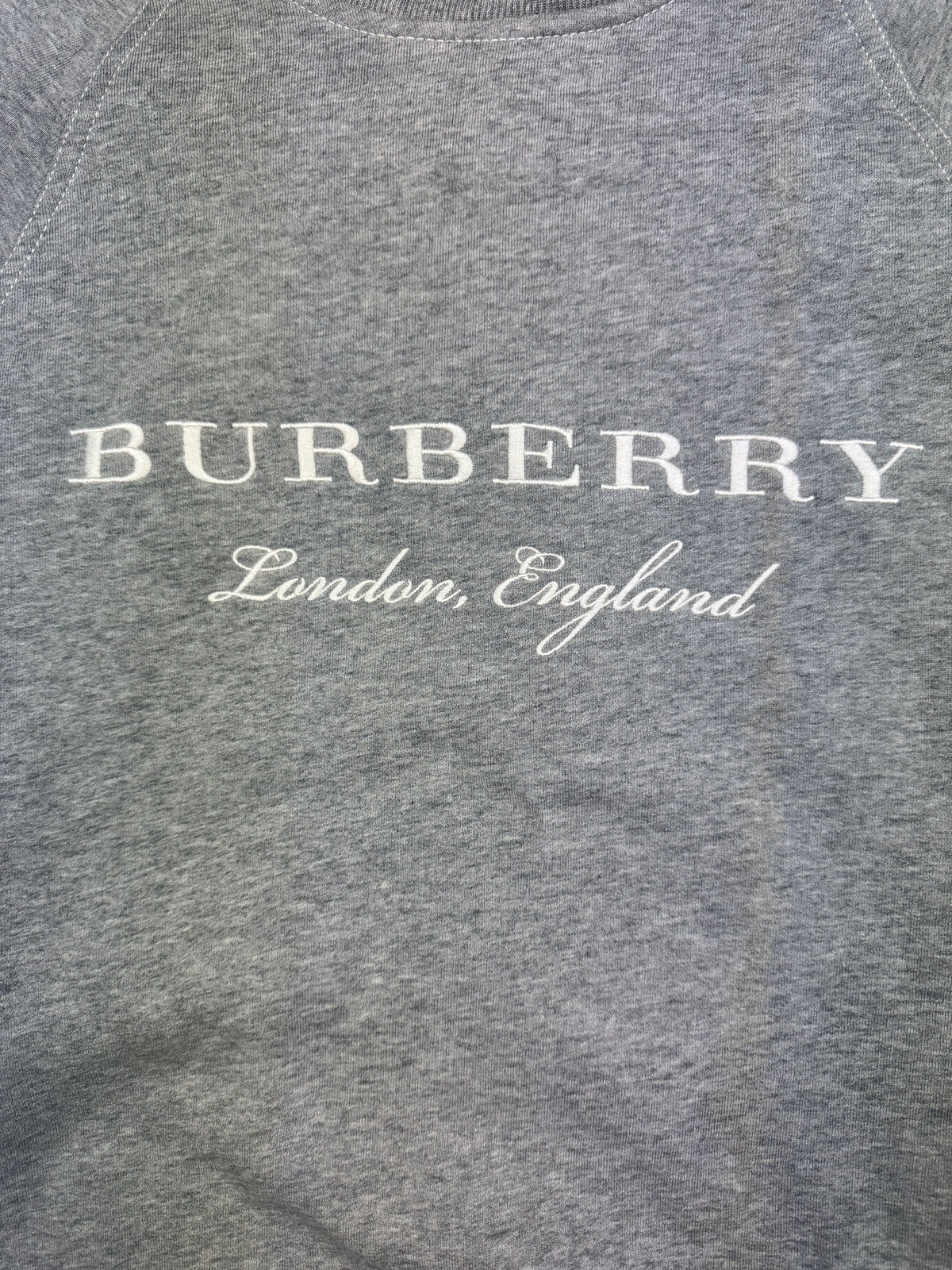 vintage Burberry sweater {S}