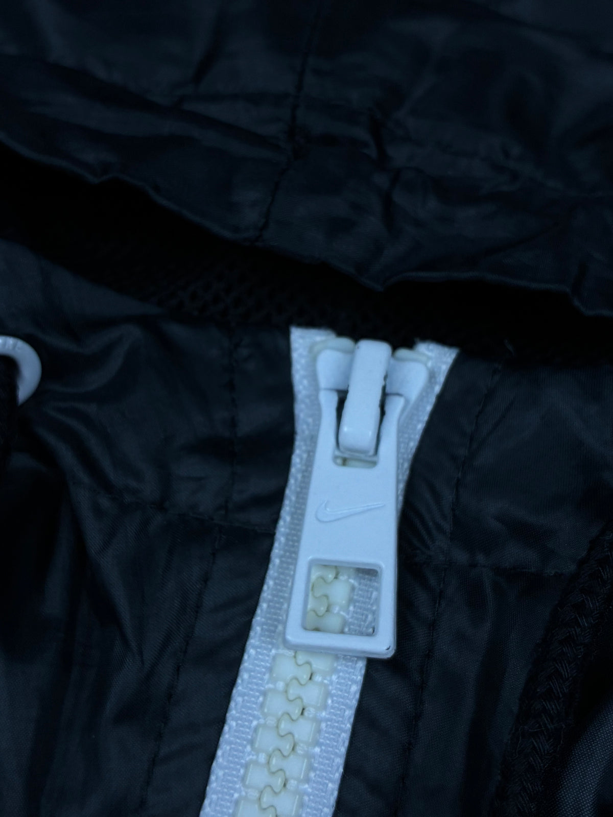 vintage Nike windbreaker {M}