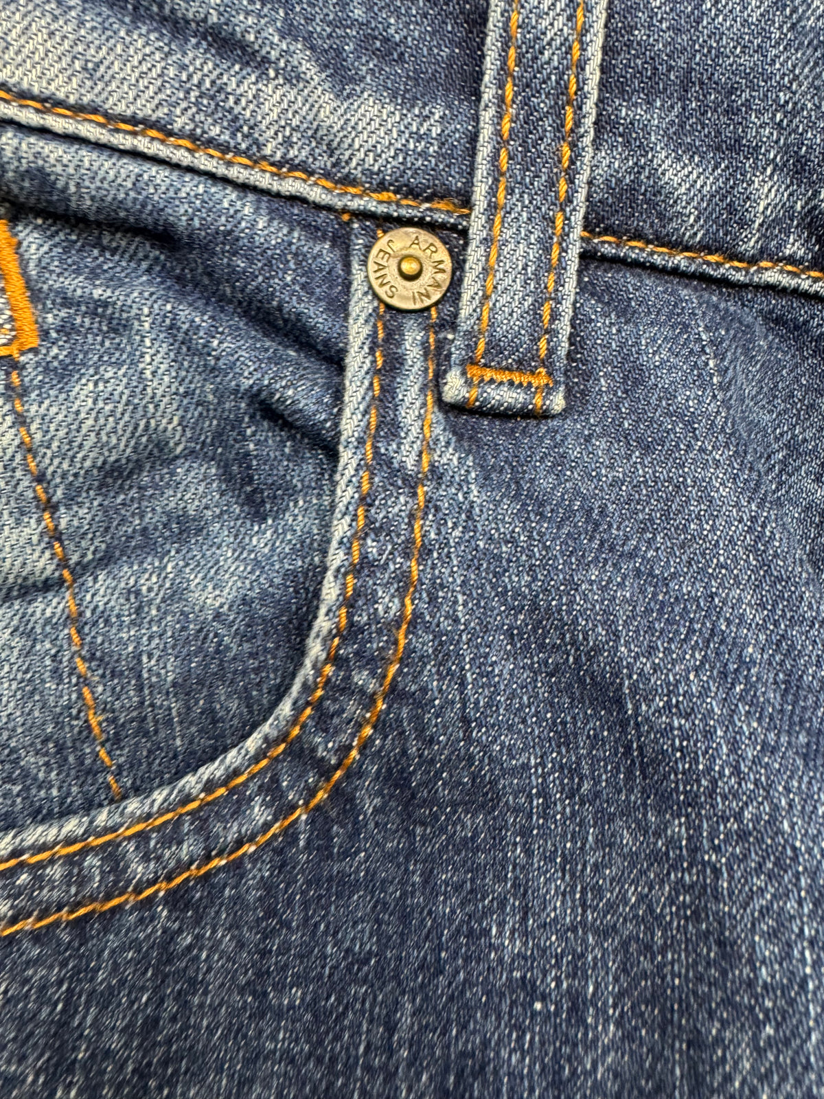 vintage Armani jeans {M}