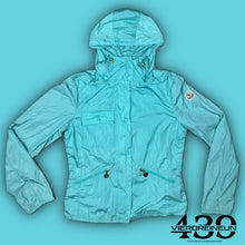 Carregar imagem no visualizador da galeria, vintage Moncler windbreaker {XS}
