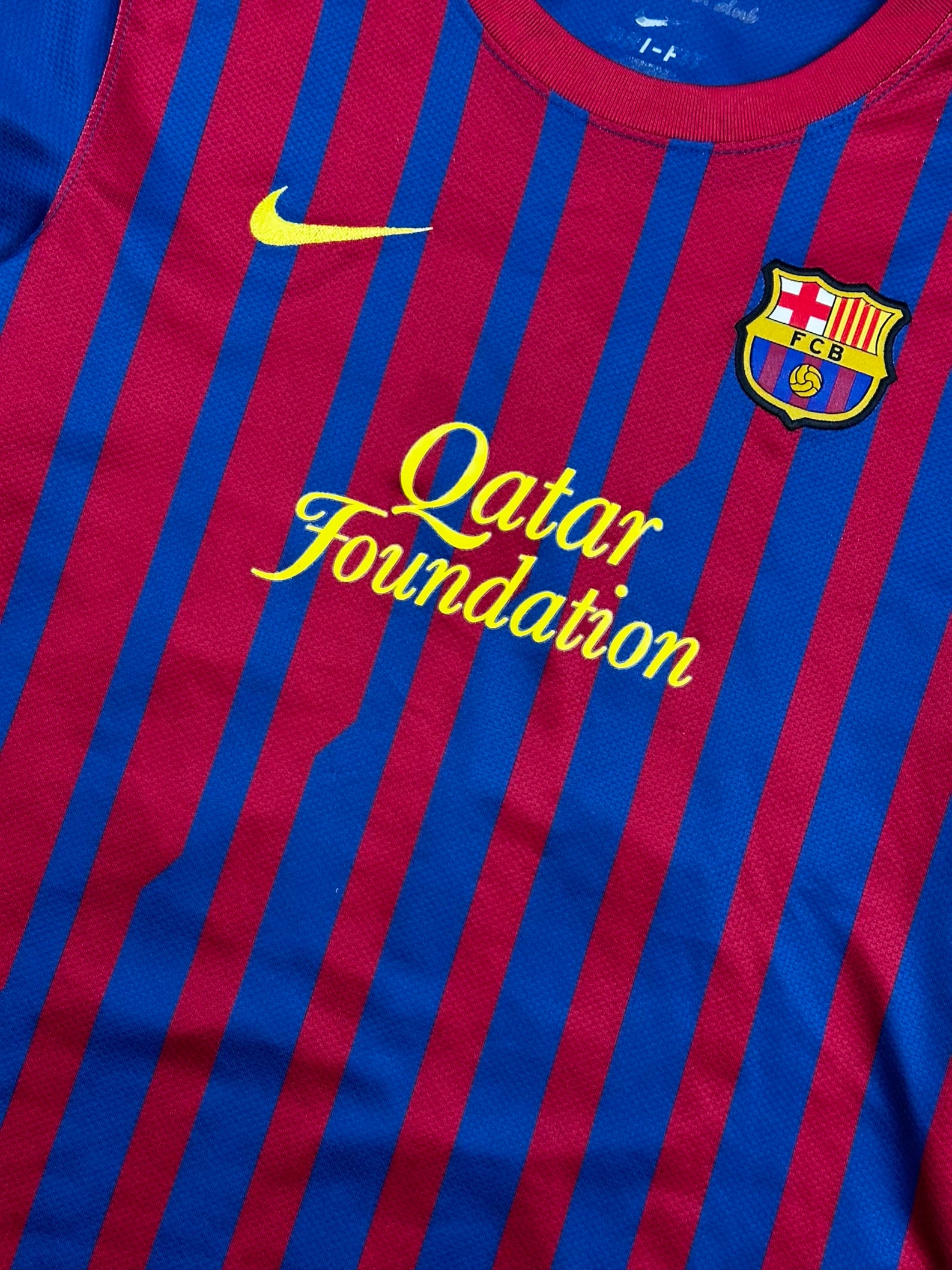 vintage Nike Fc Barcelona MESSI10 home jersey {S}