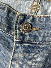 Cargar imagen en el visor de la galería, vintage Burberry jeans {L}
