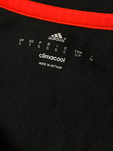 Cargar imagen en el visor de la galería, vintage Adidas Manchester United 2015-2016 3rd jersey {S}
