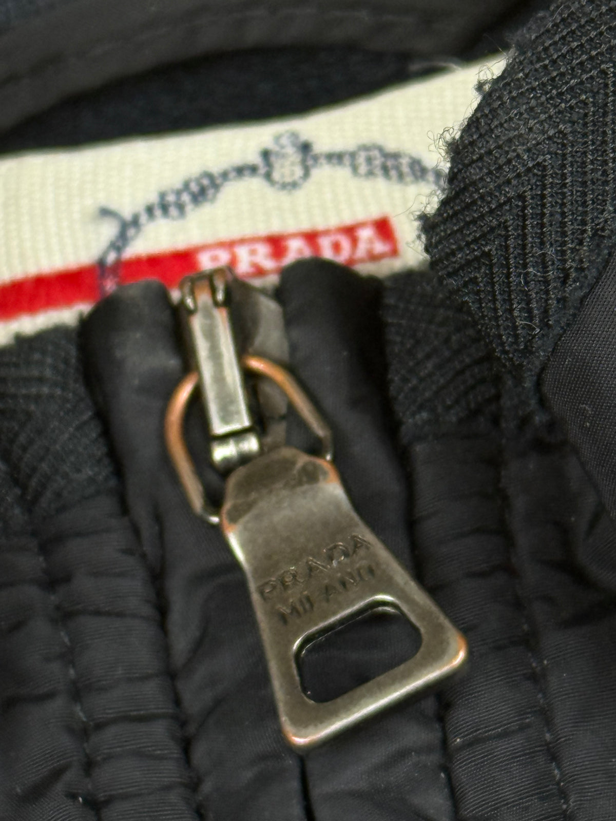vintage Prada sweatjacket {M}