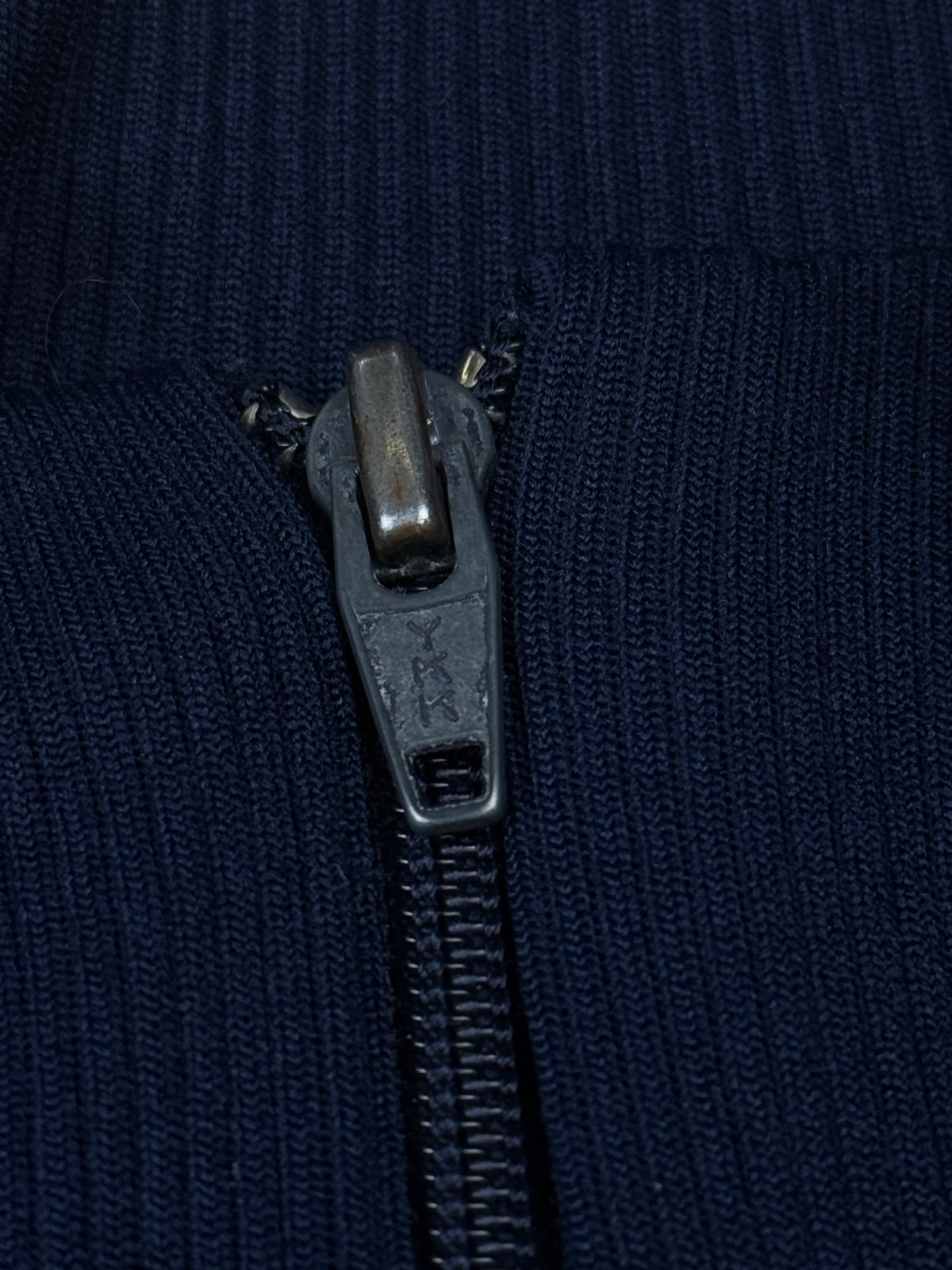 vintage navyblue Adidas trackjacket {L}