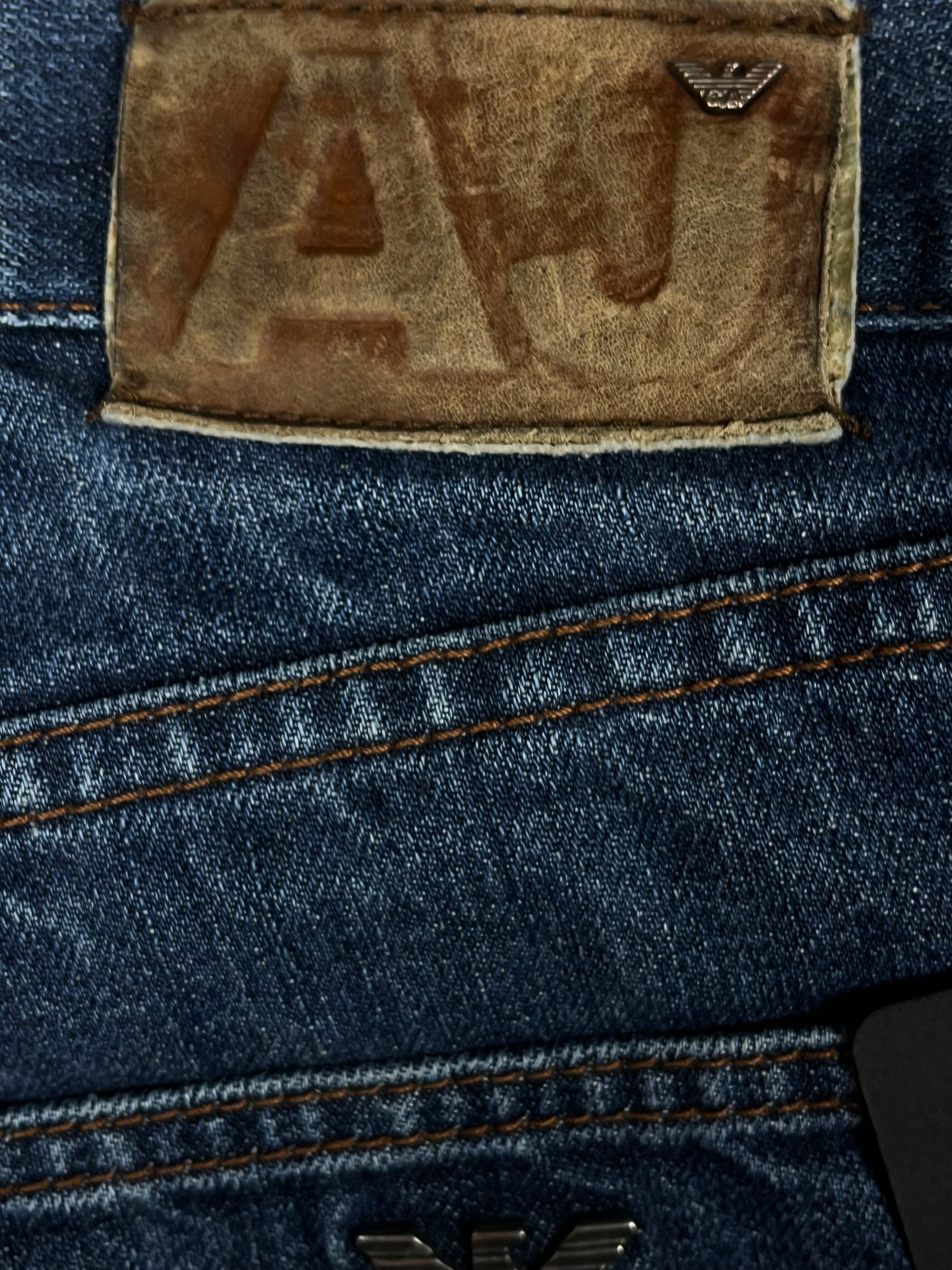 vintage Armani jeans {M}