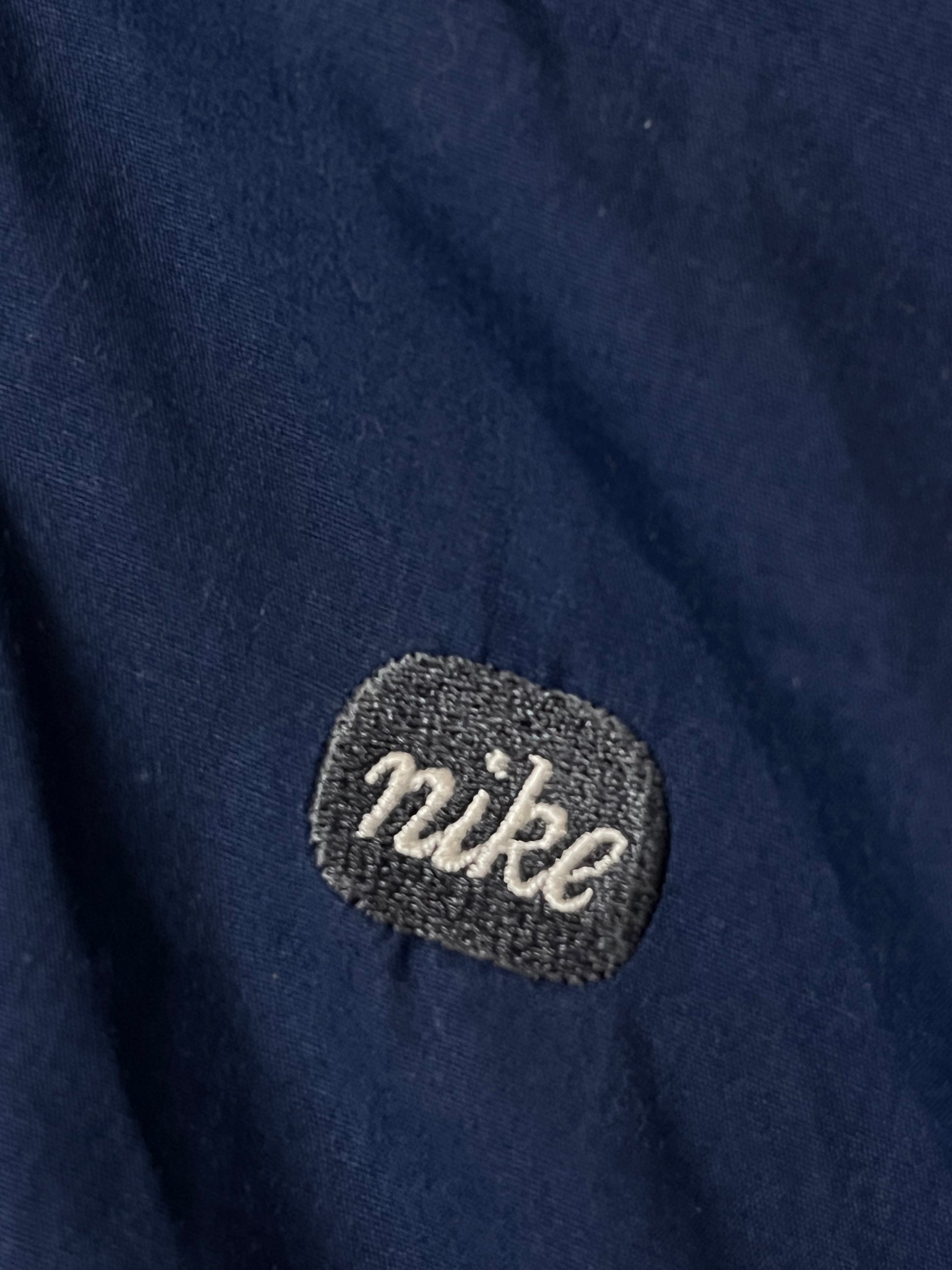 vintage Nike windbreaker {M}