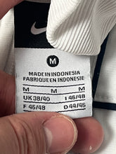Cargar imagen en el visor de la galería, vintage white Nike trackjacket {M}
