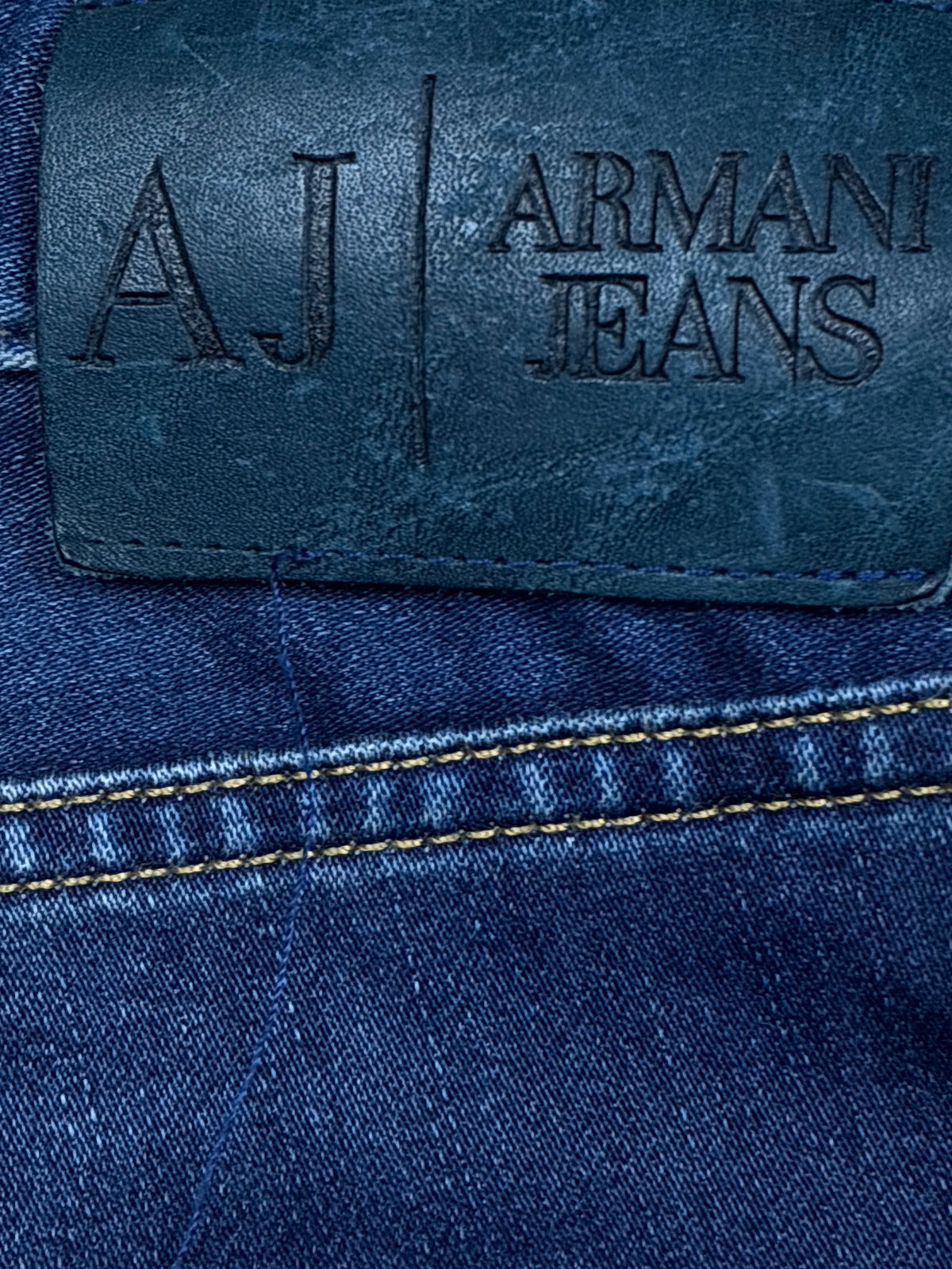 vintage Armani jeans {M}