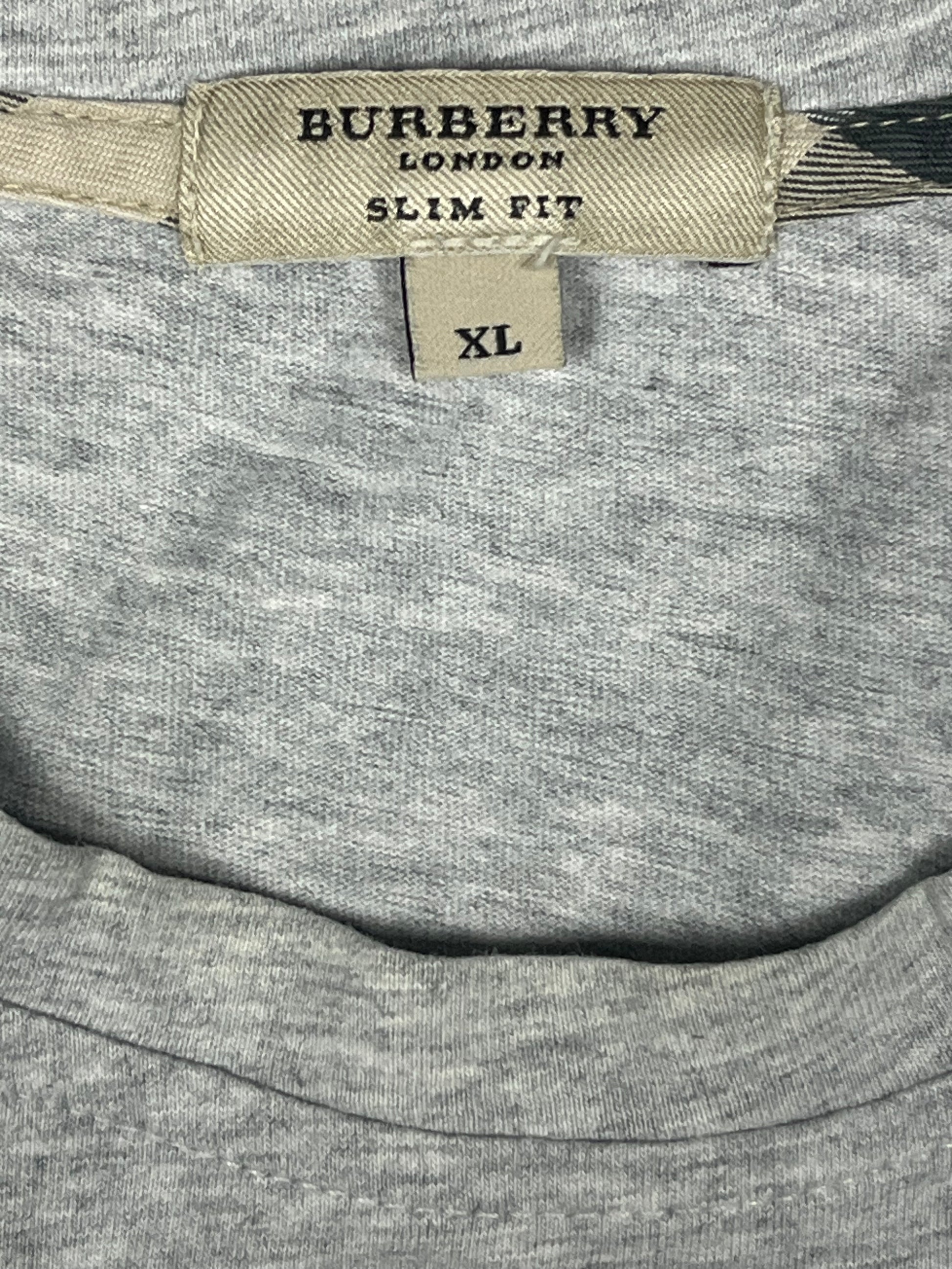 vintage Burberry t-shirt {L}