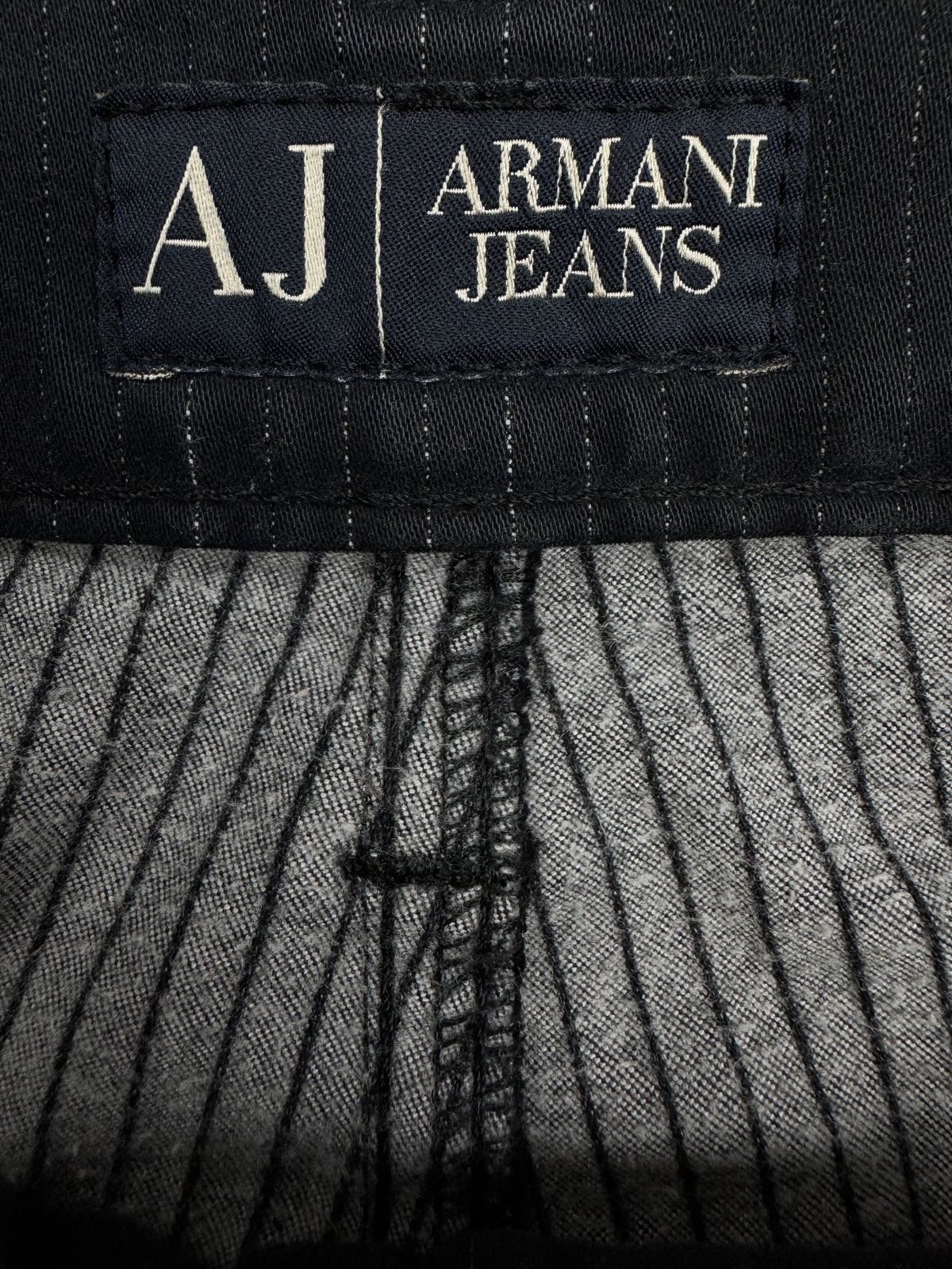 vintage Armani jeans {L}