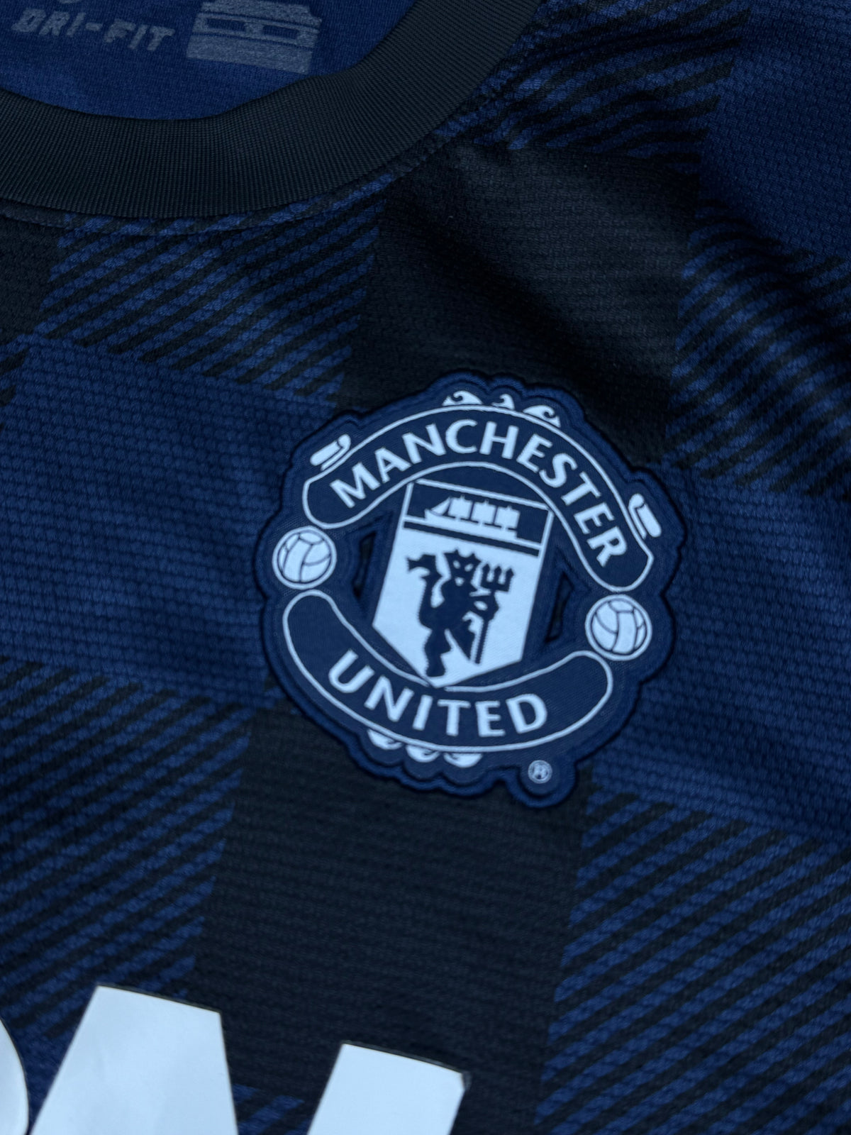 vintage Nike Manchester United away jersey {XL}