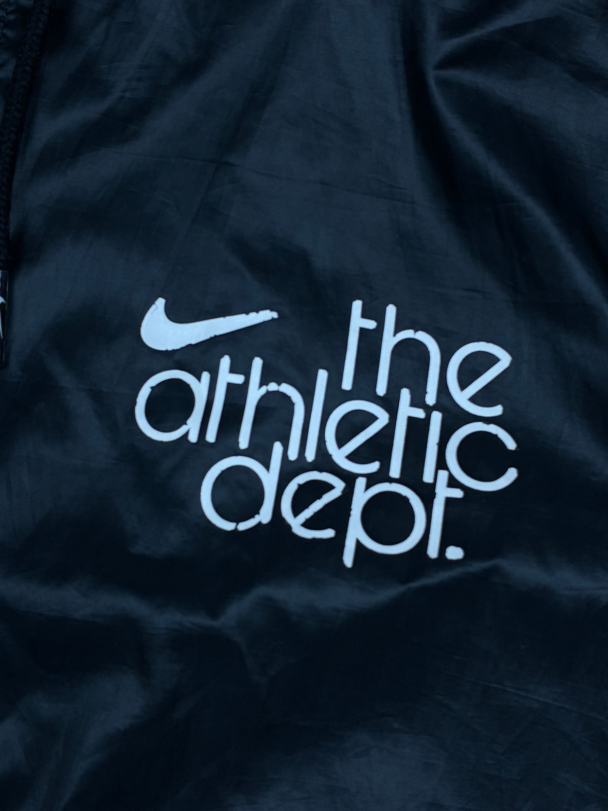 vintage Nike windbreaker {M}