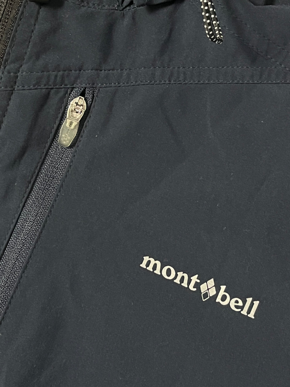 vintage Montbell windbreaker {L}