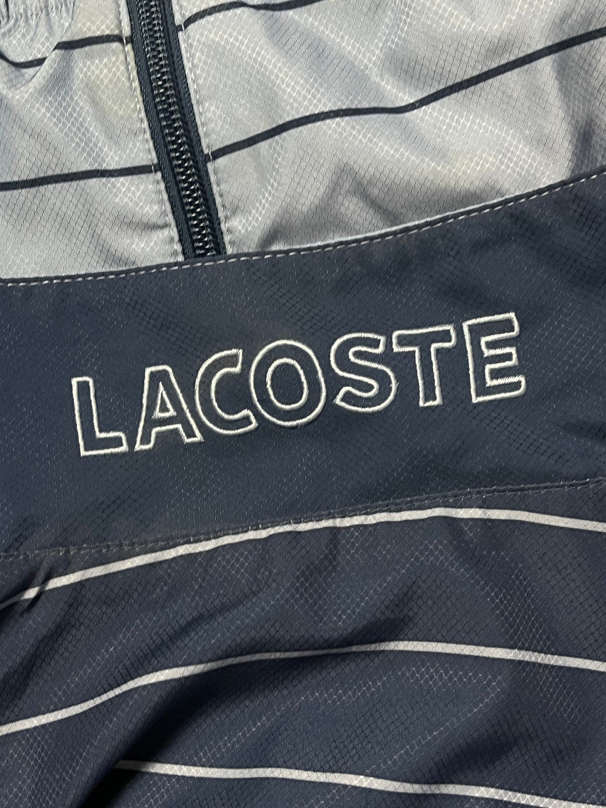 vintage Lacoste windbreaker {S}