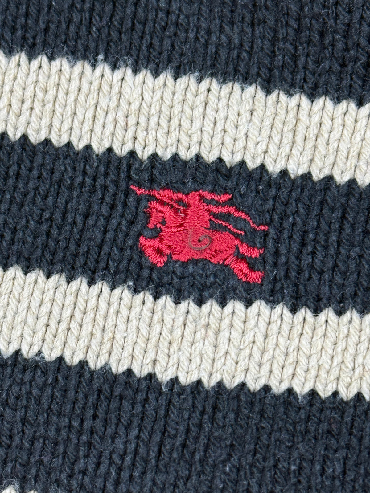 vintage Burberry knittedsweater {XL}