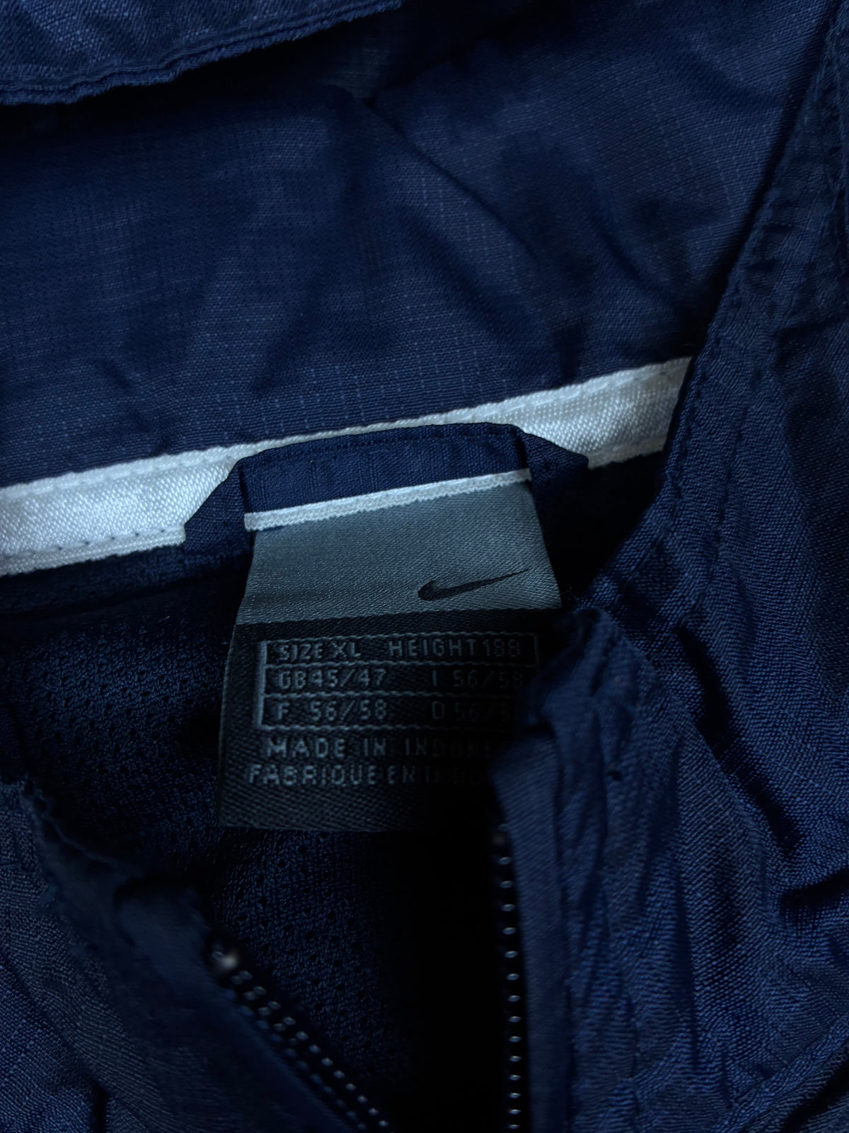 vintage Nike windbreaker {XL}