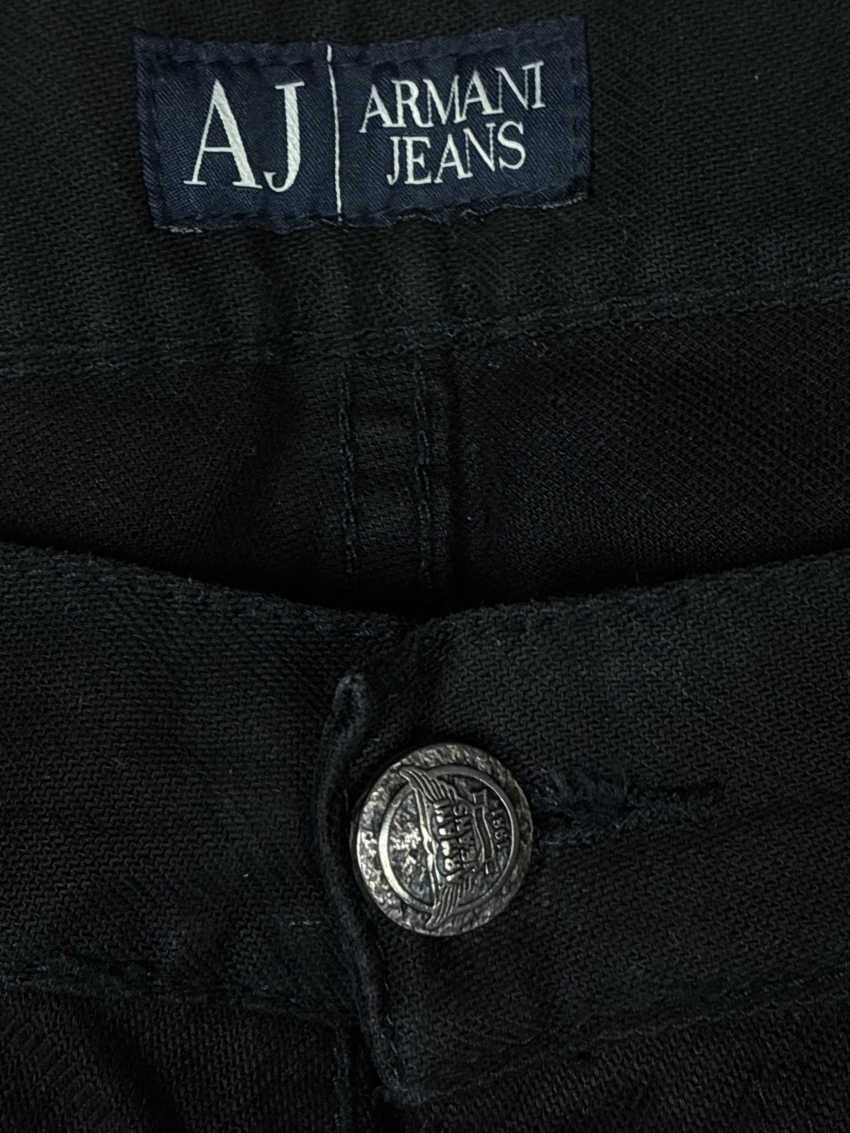 vintage Armani jeans {M}