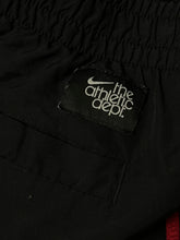 Carica l&#39;immagine nel visualizzatore di Gallery, vintage Nike shorts {M}
