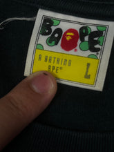 Load image into Gallery viewer, vintage BAPE a bathing ape t-shirt {L}
