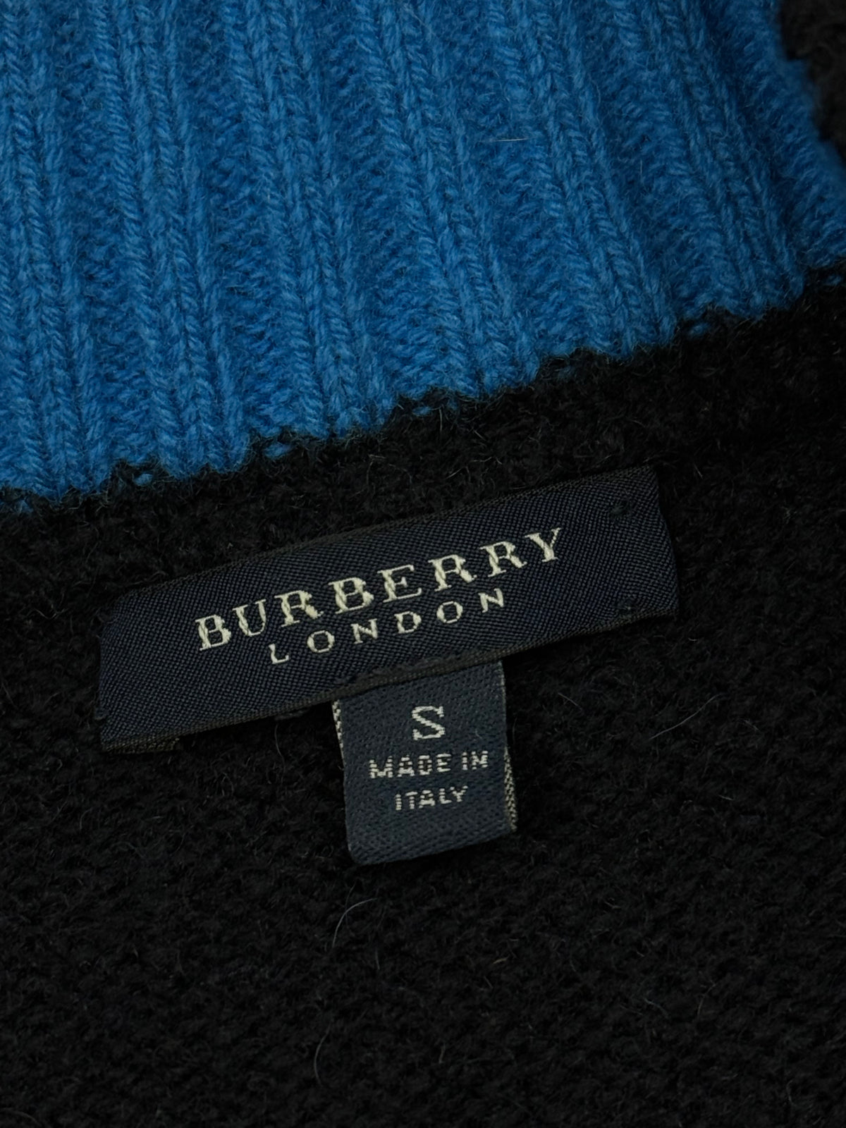 vintage Burberry quarterzip {S}