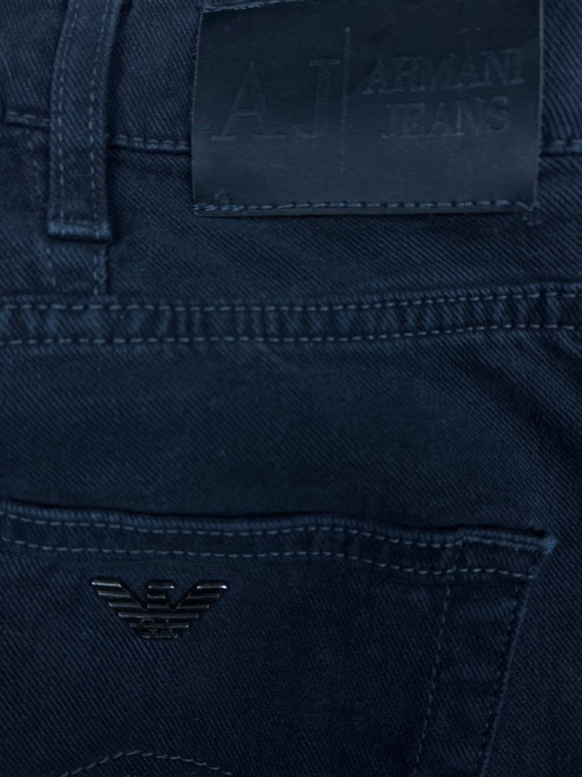 vintage Armani jeans {M}