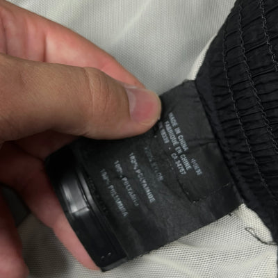 vintage Prada X Luna Rossa shorts {L}
