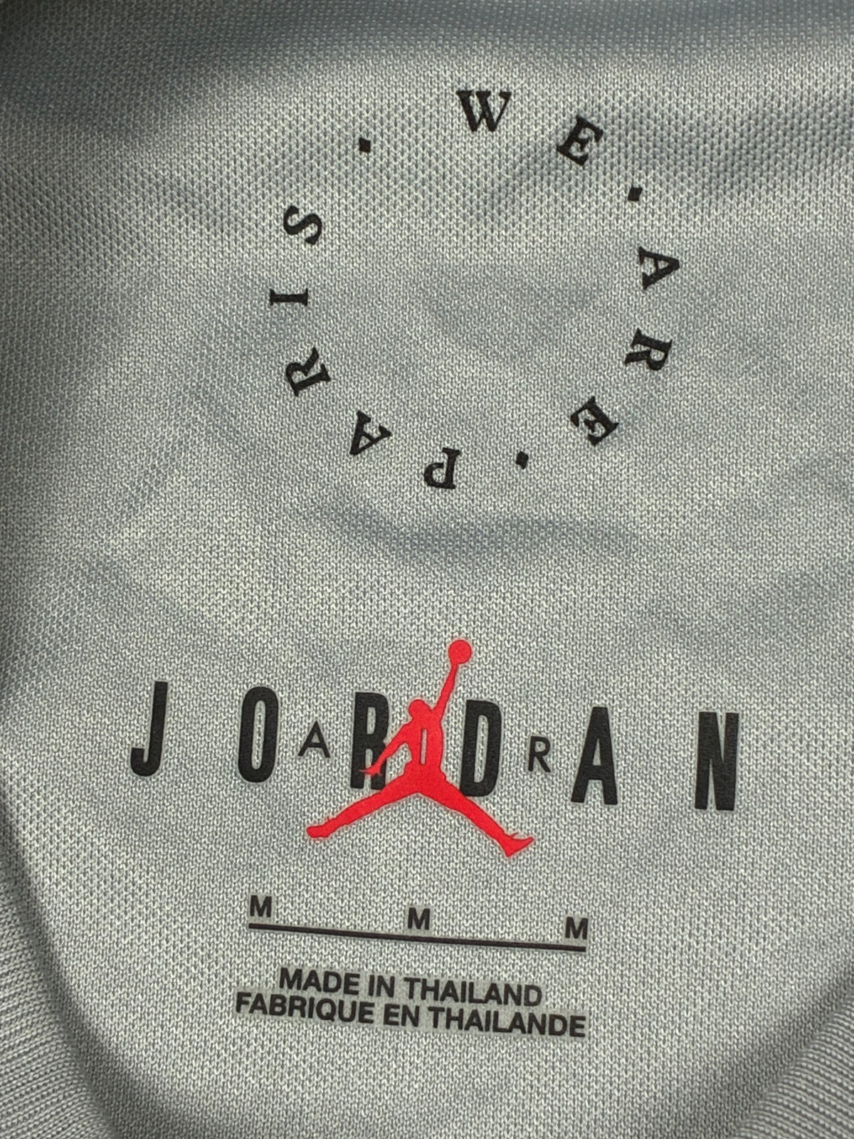 grey Jordan PSG Paris Saint Germain jersey {M}