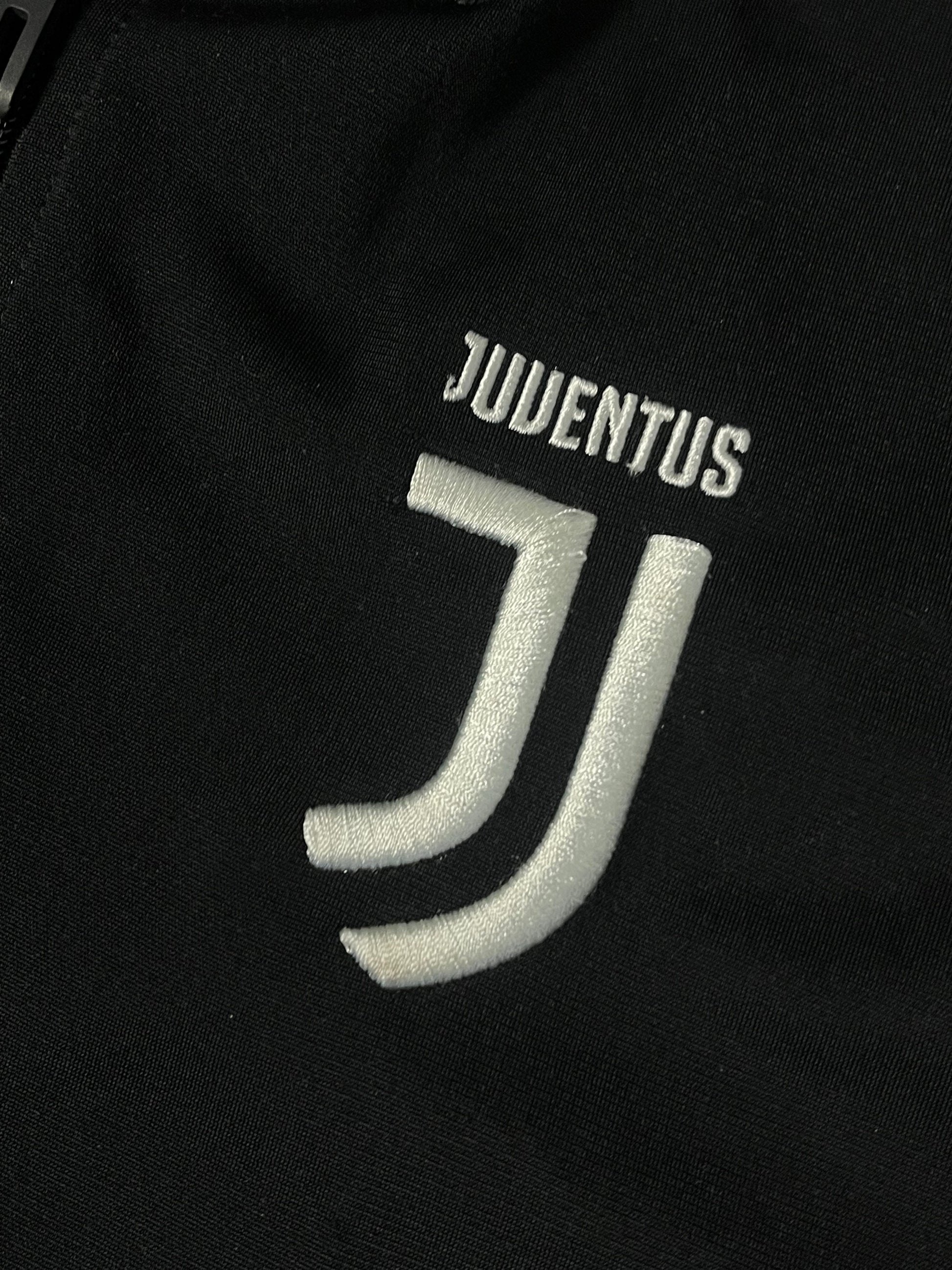 black Adidas Juventus Turin tracksuit {XS}