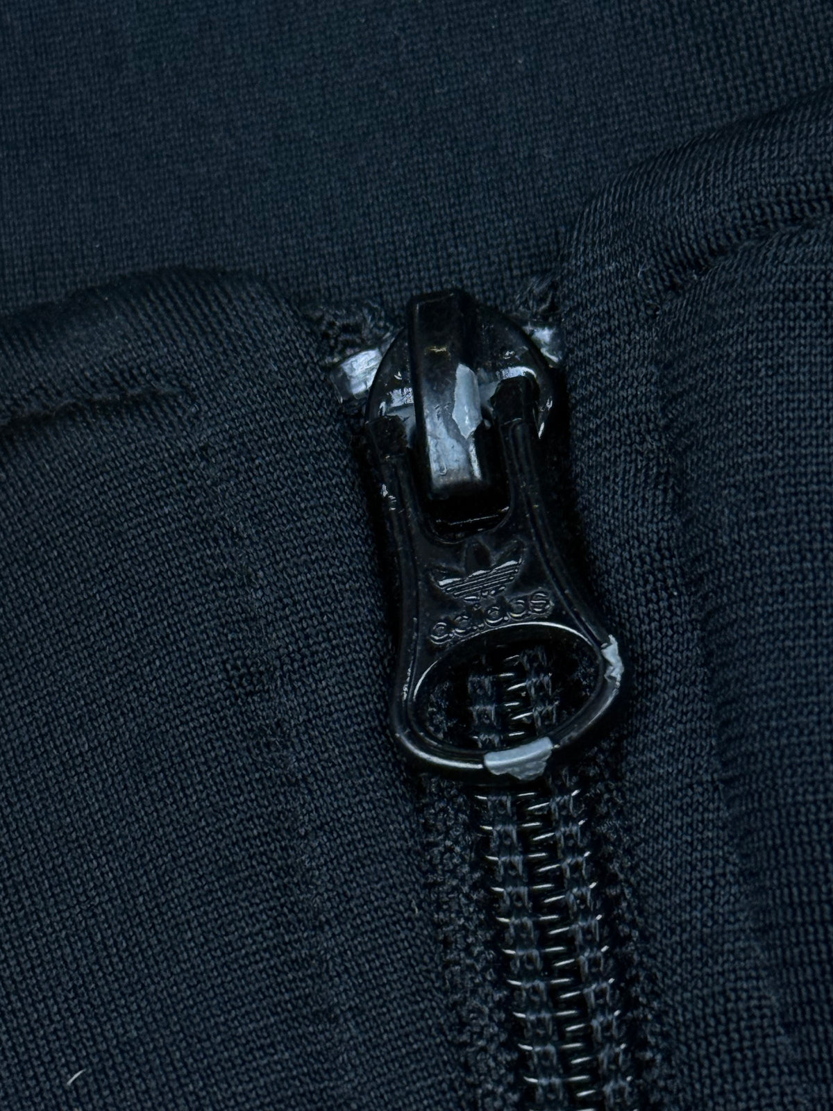 vintage Adidas trackjacket {XS}