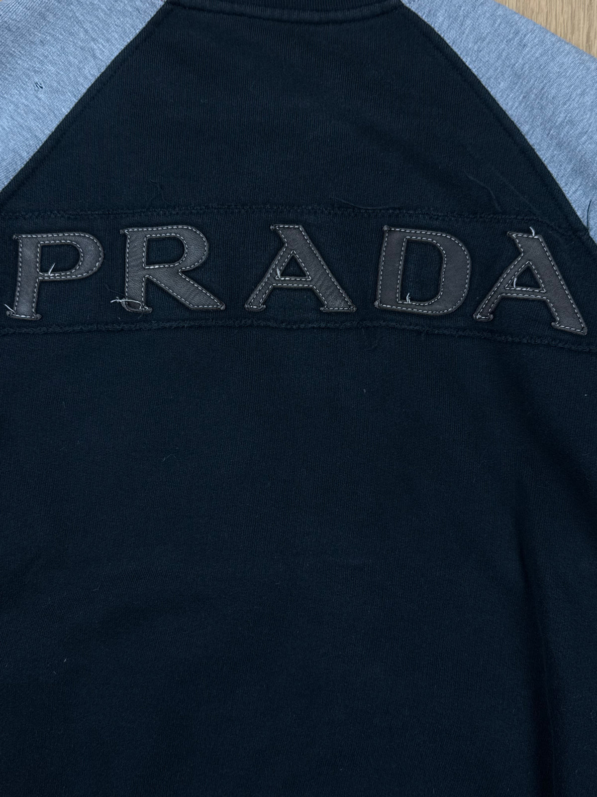 vintage Prada sweatjacket {S}