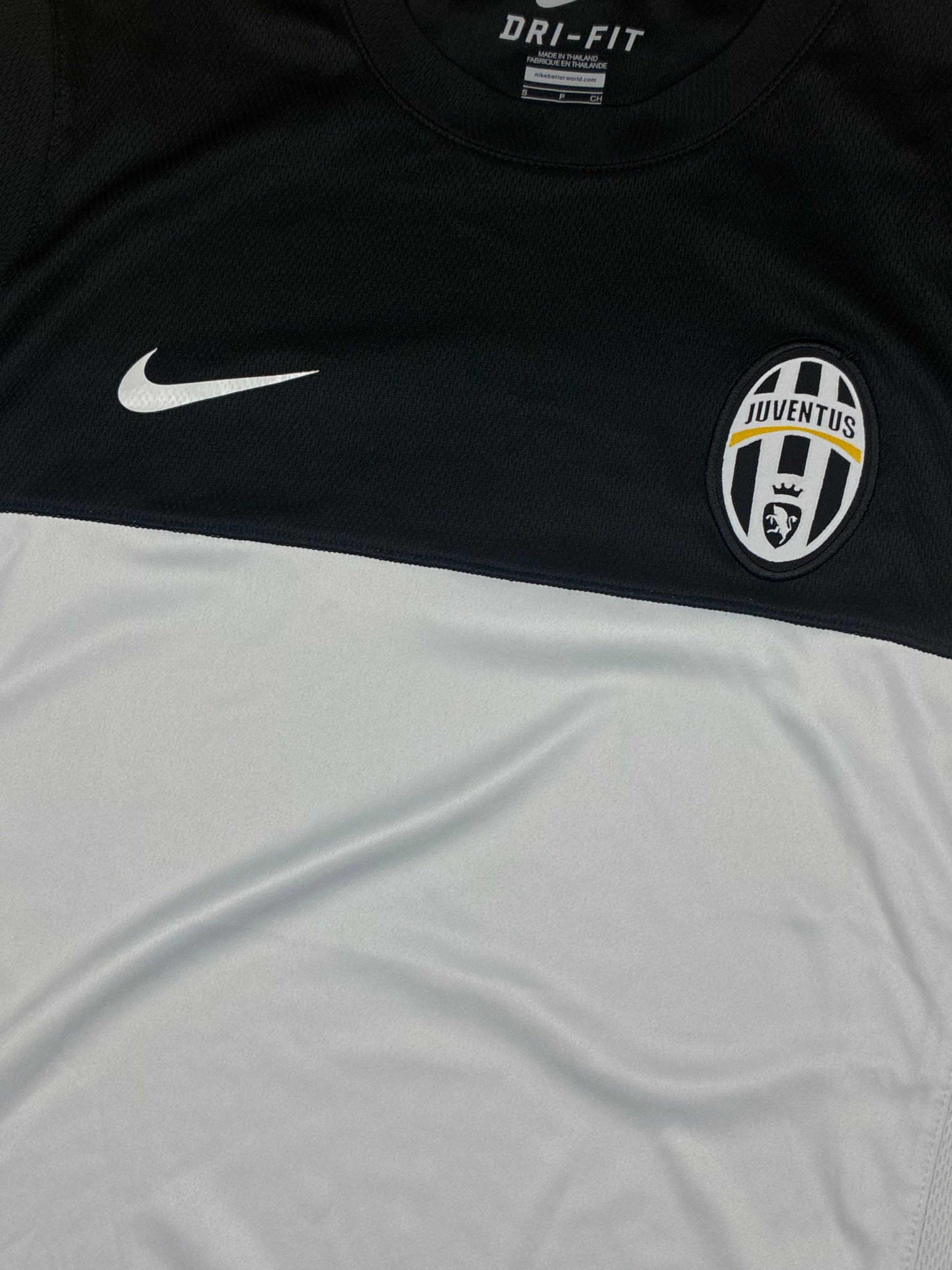 vintage Nike Juventus Turin trainingjersey {S}