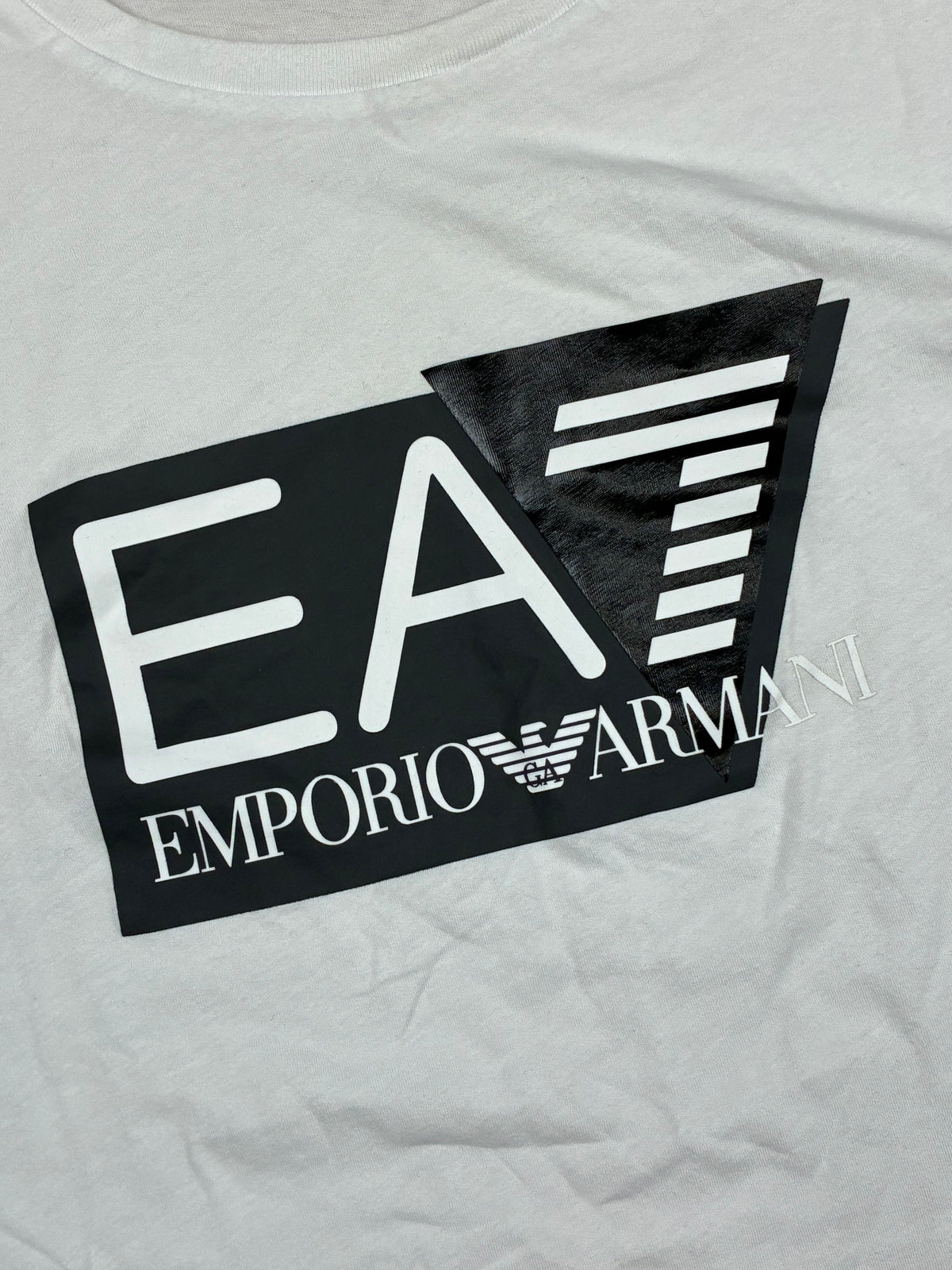 vintage Emporio Armani EA7 t-shirt {M}