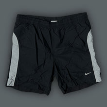 Carregar imagem no visualizador da galeria, vintage Nike shorts {S}
