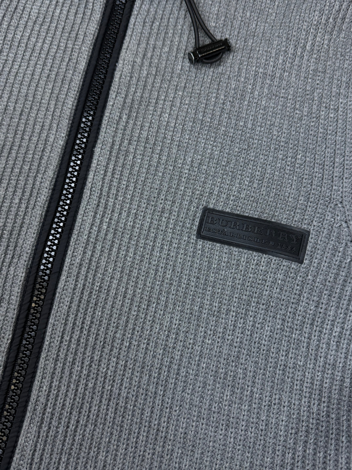 vintage Burberry Sport sweatjacket {XL}