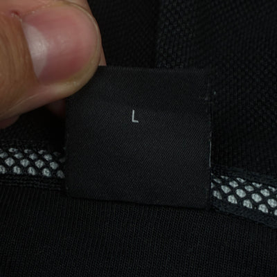 black Hugo Boss sweatjacket {M}
