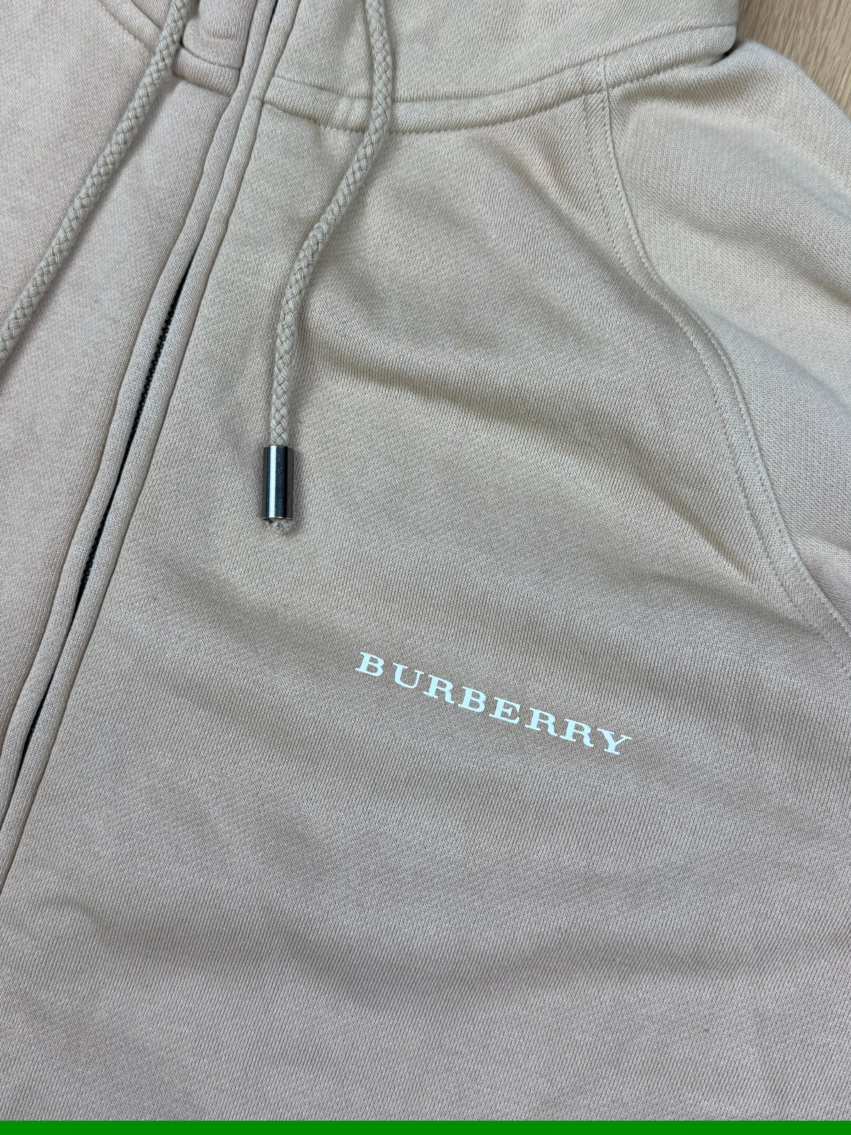 vintage Burberry sweatjacket {M}