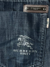 Cargar imagen en el visor de la galería, vintage Burberry jeans {L}
