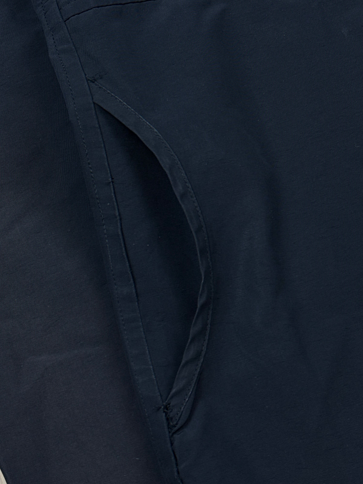 vintage Burberry Black Label windbreaker {M}