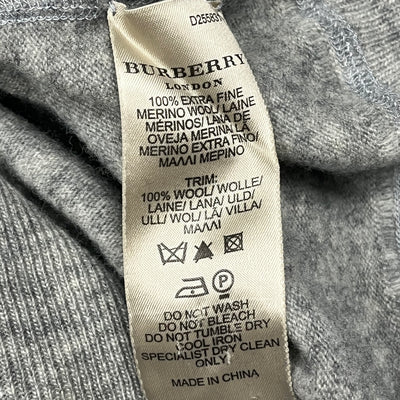 vintage Burberry halfzip {S}