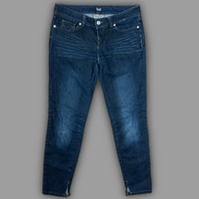 Load image into Gallery viewer, vintage Dolce &amp; Gabbana jeans {S}
