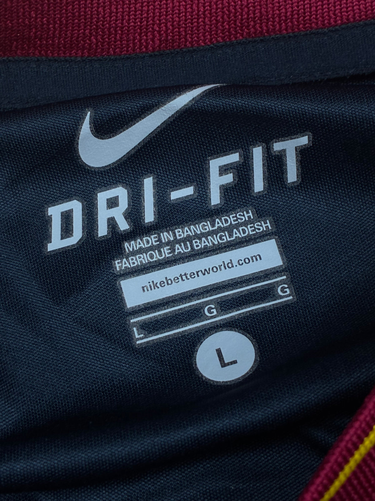 vintage Nike Fc Barcelona trainingjersey {L}