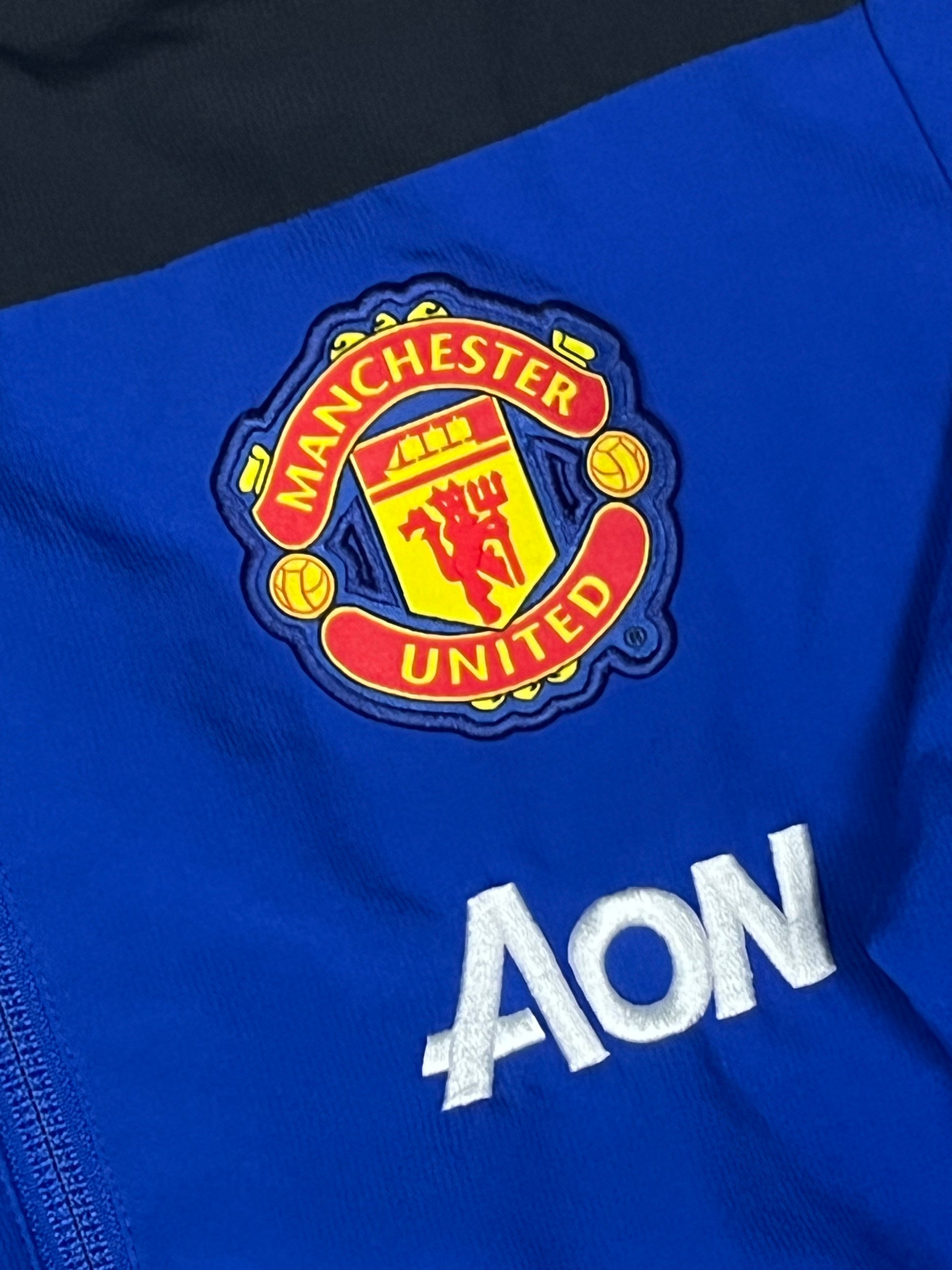 vintage Nike Manchester United tracksuit {XS}