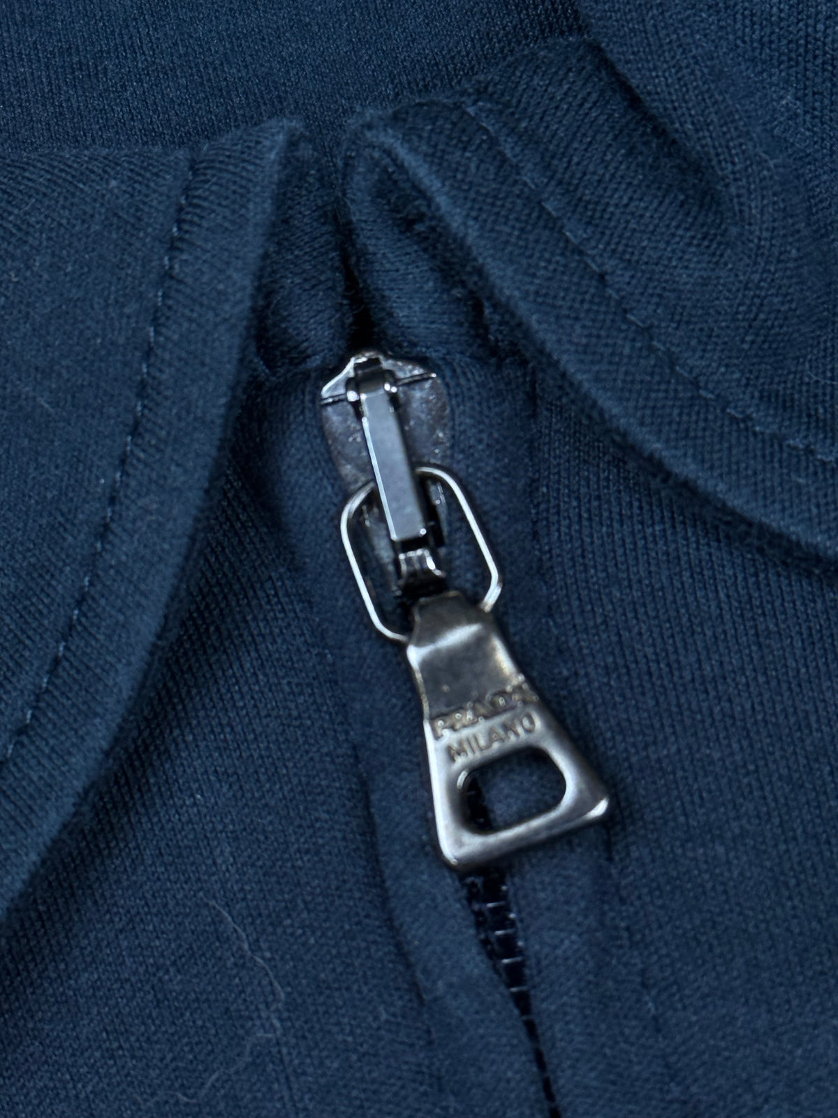 vintage Prada sweatjacket {L}