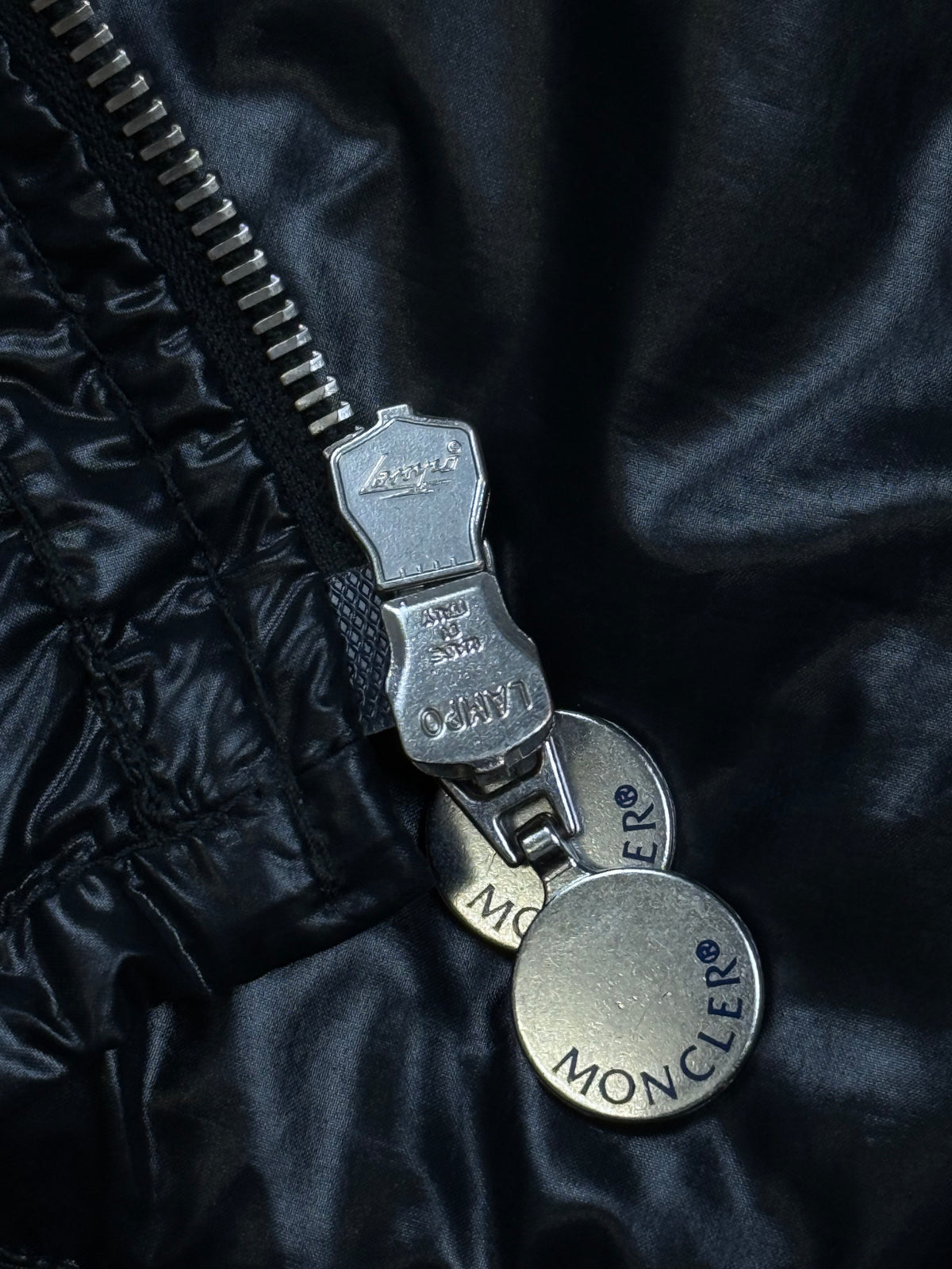 vintage Moncler windbreaker {L}
