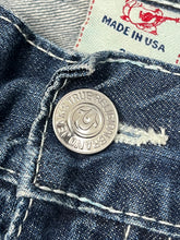 Load image into Gallery viewer, vintage True Religion jeans {L}
