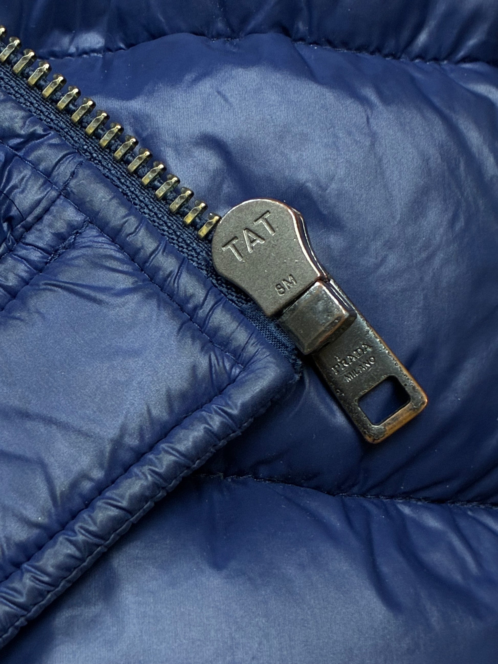 vintage Prada pufferjacket {S}